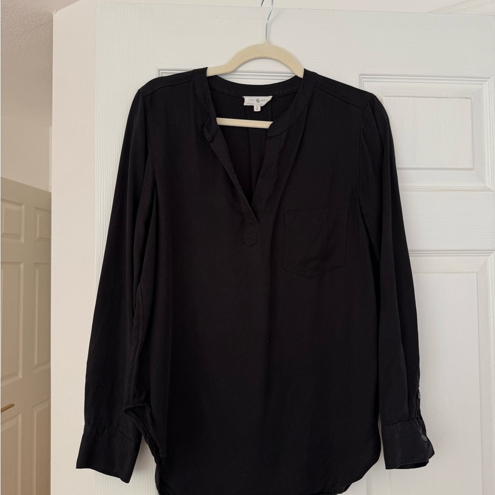 LOU & GREY Long-Sleeve Split-Neck Blouse